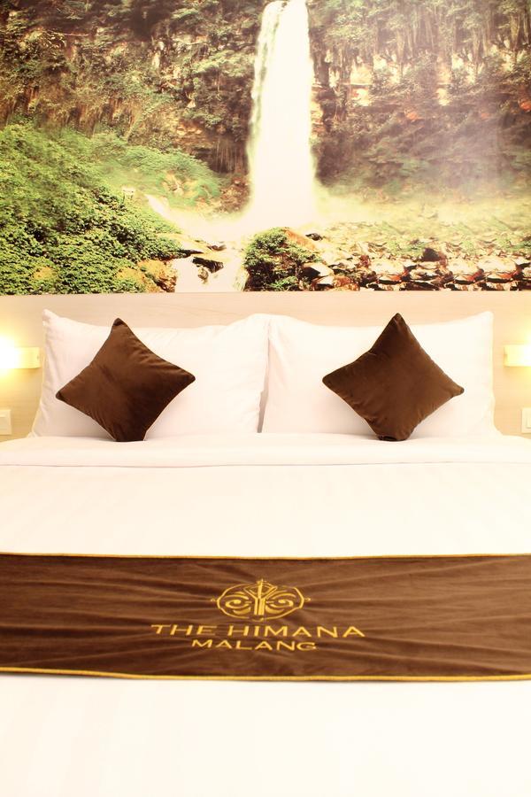 Hotel The Himana Malang Extérieur photo